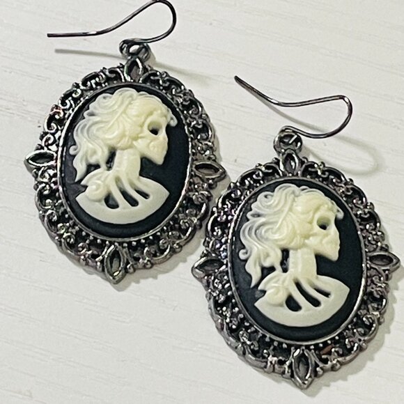 Gothic Skeleton Cameo Dangle Earrings - Victorian-Style Frame - Picture 5 of 5